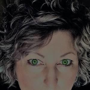 Meet your Posher, Ramona